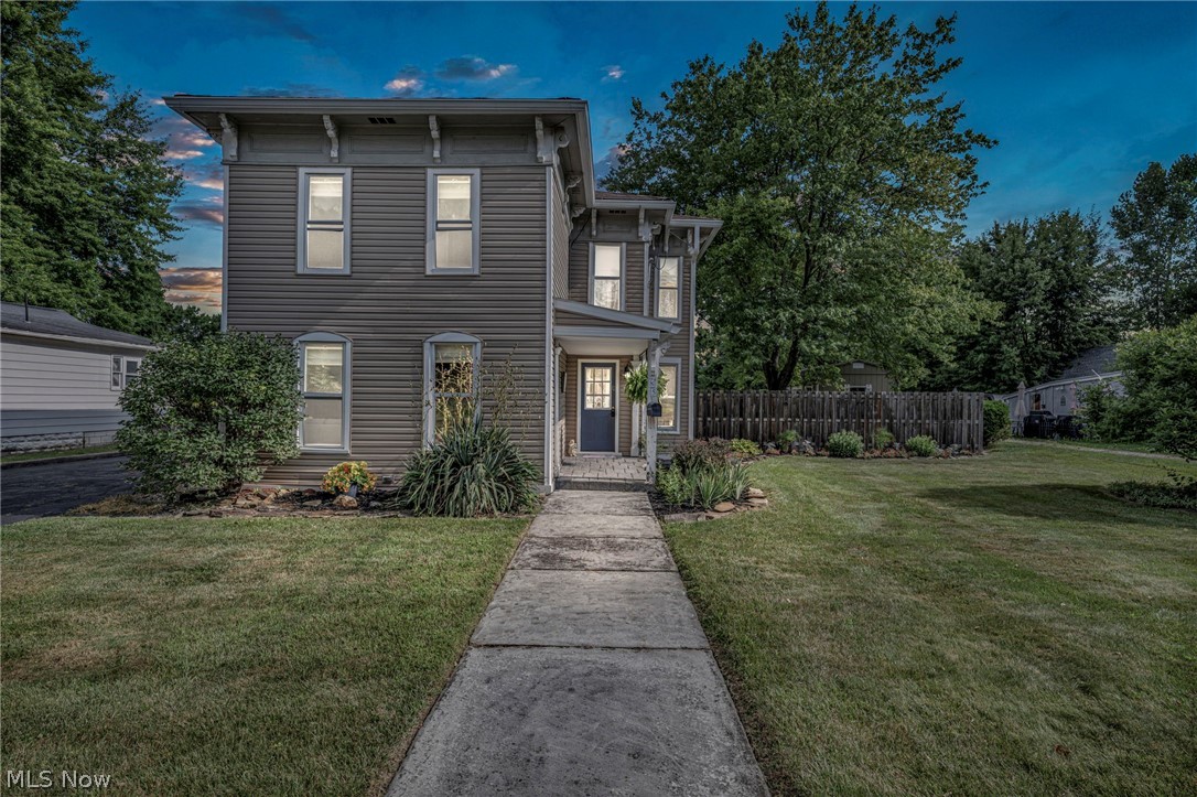Woodlawn Ave, Norwalk, OH 44857
