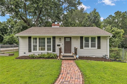 1400 E 76th Ter, Kansas City, MO, 64131-1933 | Card Image