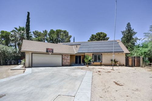 913 N Sierra View St, Ridgecrest, CA, 93555-3013 | Card Image