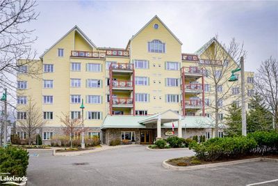 208 - 110 Steamship Bay Rd, Home with 1 bedrooms, 1 bathrooms and 1 parking in Gravenhurst ON | Image 1