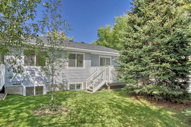 116 Lincoln Manor Sw, Home with 2 bedrooms, 2 bathrooms and 2 parking in Calgary AB | Image 46