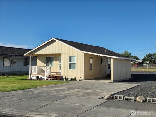 714 S Michael St, Moses Lake, WA, 98837-2828 | Card Image