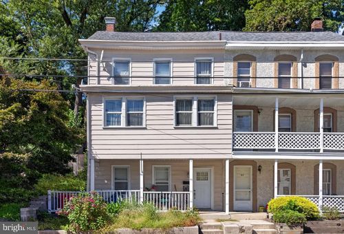 59 W Wyomissing Ave, MOHNTON, PA, 19540-1917 | Card Image
