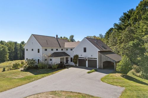 11 Orchard Hill Road, Freeport, ME, 04032 | Card Image