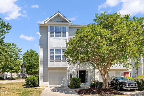 5101 Neuse Commons Ln, Raleigh, NC, 27616-8351 | Card Image