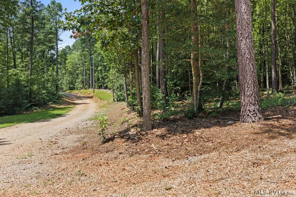 Land in Brodnax 5