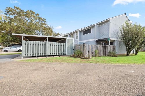 16 Phlox Dr, Lafayette, LA, 70507-4538 | Card Image