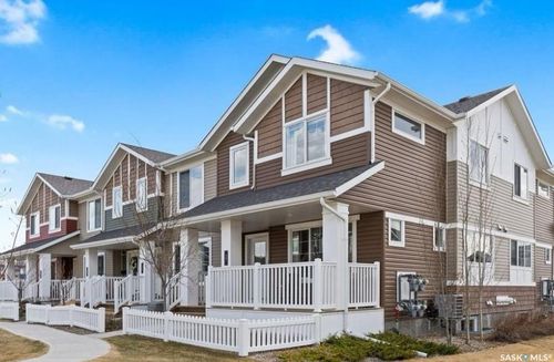 37-5702 Gordon Rd, Regina, SK, S4W0M1 | Card Image