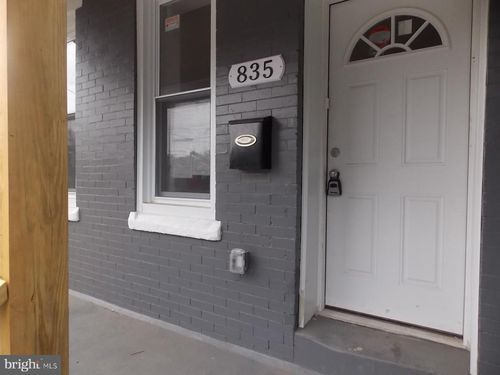 835 N 39th St, PHILADELPHIA, PA, 19104-1651 | Card Image