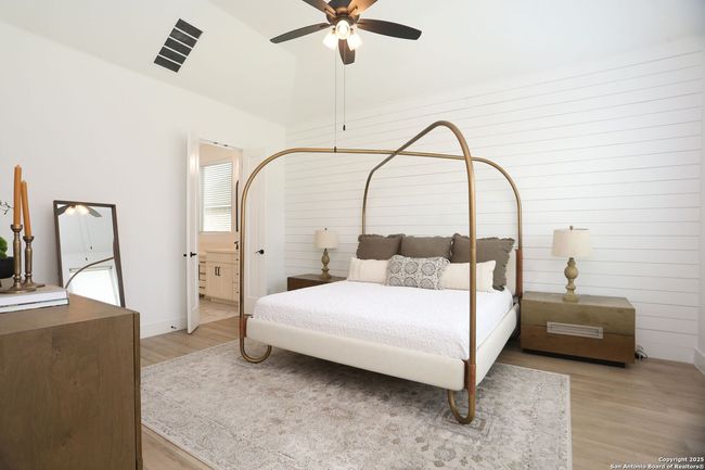 129 Wild Rose Hl, House other with 4 bedrooms, 3 bathrooms and null parking in Boerne TX | Image 13