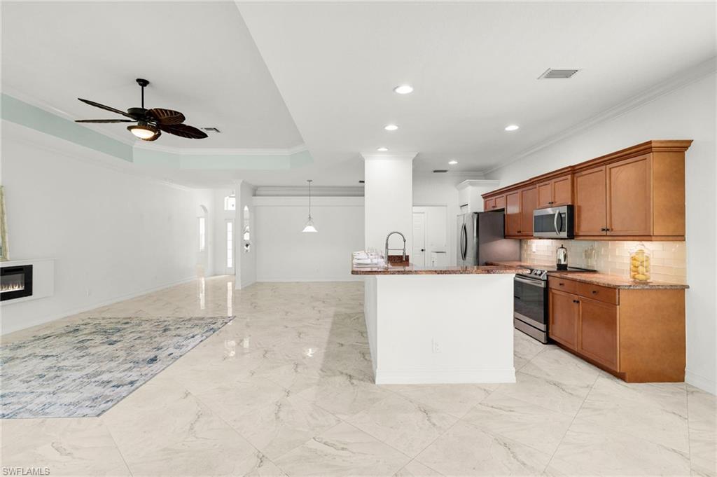 Residential in ESTERO 3