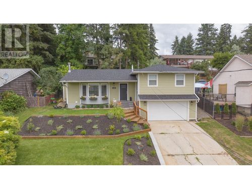 1890 Grandview Ave, Lumby, BC, V0E2G0 | Card Image
