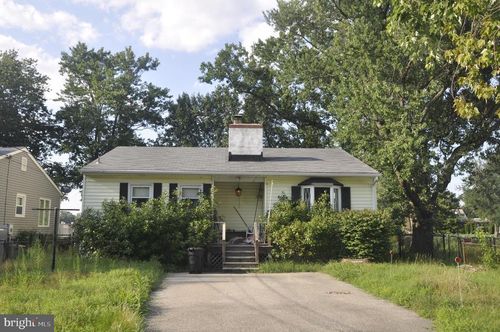 2004 Gooseneck Rd, PASADENA, MD, 21122-5711 | Card Image