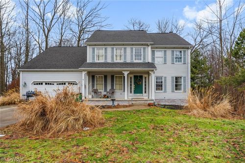 8005 Hansom Pl, Concord Township, OH, 44060-8061 | Card Image