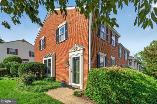 2306 N Dearing St, ALEXANDRIA, VA, 22302-1803 | Card Image