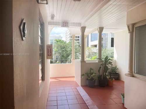 apt-4-131 Antiquera Ave, Coral Gables, FL, 33134-3017 | Card Image