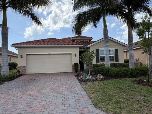 3202 Birchin Ln, FORT MYERS, FL, 33916 | Card Image