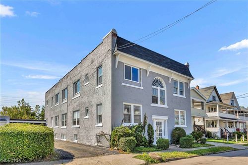 1762 Alcoy Rd, Cleveland, OH, 44112-1652 | Card Image