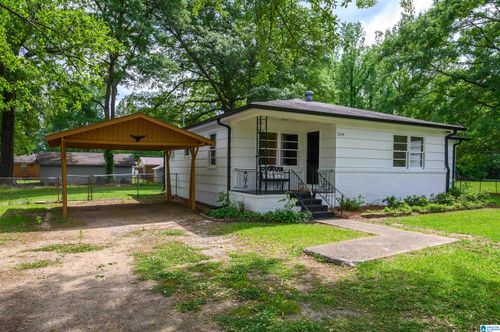 209 Nabors Ave, HUEYTOWN, AL, 35023-2852 | Card Image