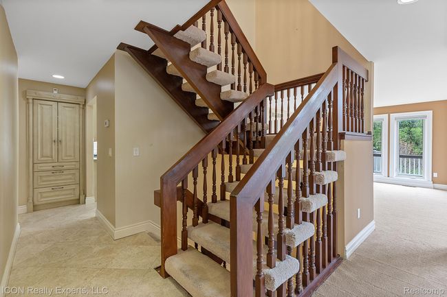 5215 Deer Run Cir, House other with 5 bedrooms, 7 bathrooms and null parking in Orchard Lake MI | Image 4
