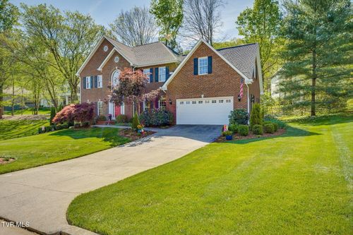 4 Sage Ct, Johnson City, TN, 37604-1105 | Card Image