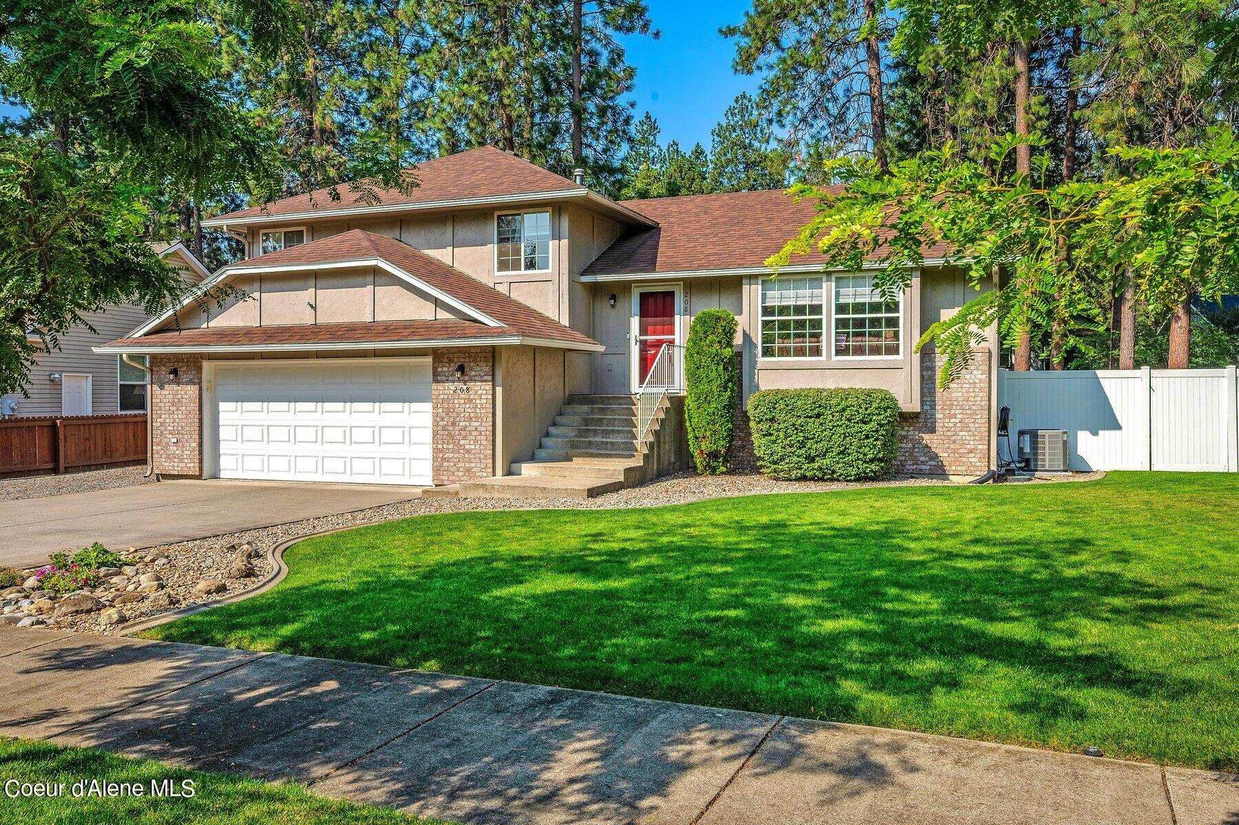 Riverside Harbor Dr, Post Falls, ID 83854