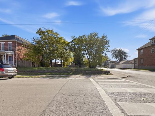 827-825827 Bellows Ave, Columbus, OH, 43223-1509 | Card Image