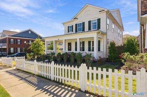 136 Bourbon Aly, Madison, AL, 35758-8116 | Card Image