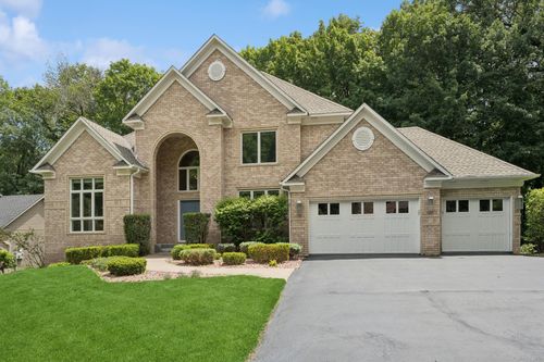 2079 Boulder Rd, Chanhassen, MN, 55317-7407 | Card Image