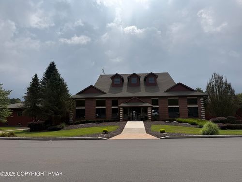 255R Winter Berry Way, Hazleton, PA, 18201 | Card Image