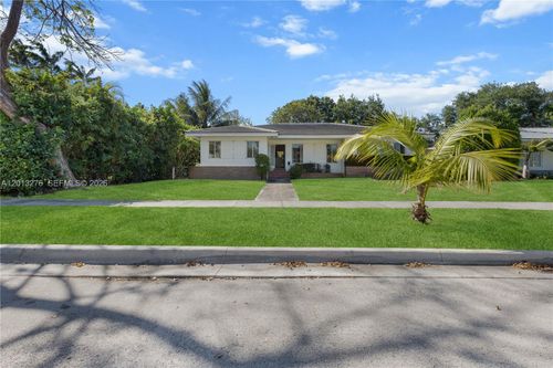 427 Grand Concourse, Miami Shores, FL, 33138-2462 | Card Image