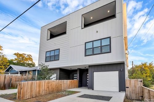 unit-101-810 Iowa St, San Antonio, TX, 78203-1666 | Card Image