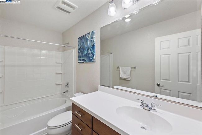 3326 Speros Loop, Home with 4 bedrooms, 3 bathrooms and 2 parking in Hayward CA | Image 19