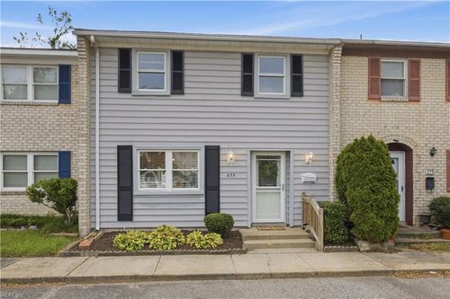 833 Saint Denis Court, Virginia Beach, VA, 23455 | Card Image