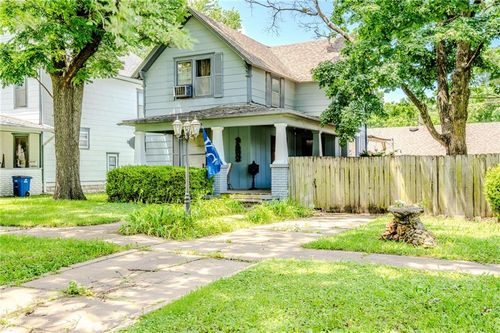 709 S Lincoln Ave, Chanute, KS, 66720-3038 | Card Image