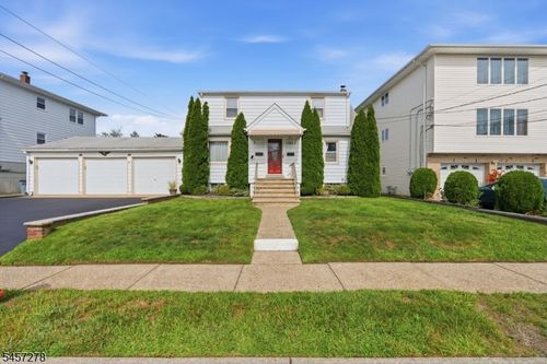 120 Campbell Ave, Clifton, NJ, 07013-2825 | Card Image