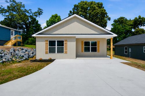 1571 Strawberry Ln Ne, Cleveland, TN, 37311-5652 | Card Image