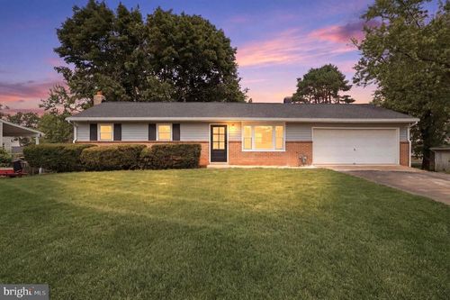 5013 Lenker St, MECHANICSBURG, PA, 17050-2441 | Card Image