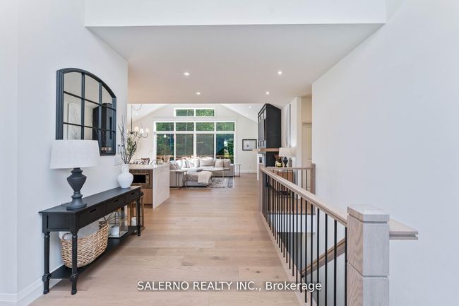 10 Jean Miller Crt, House other with 5 bedrooms, 4 bathrooms and 6 parking in Minesing ON | Image 5
