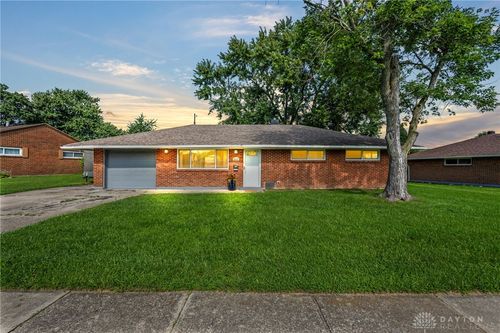 5717 Resik Dr, Huber Heights, OH, 45424-4319 | Card Image