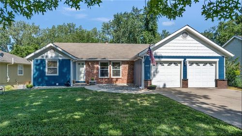 6708 N Saint Clair Ave, Kansas City, MO, 64151-2396 | Card Image