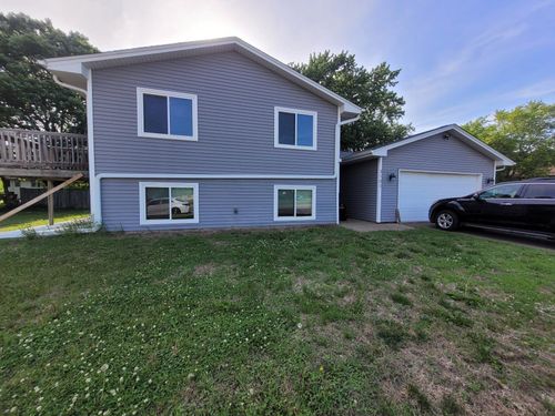 3101 81st Ave N, Brooklyn Park, MN, 55443-2722 | Card Image