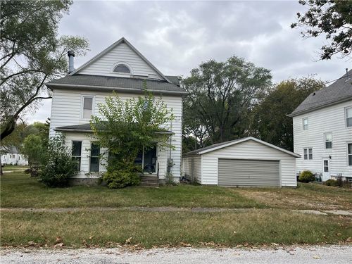 321 S Prairie St, Blue Mound, IL, 62513-9726 | Card Image