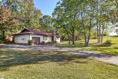 251 Larkwood Road, House other with 3 bedrooms, 2 bathrooms and 3 parking in Liberty SC | Image 2