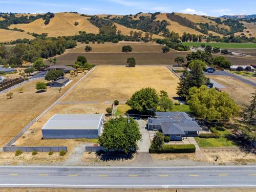 15600 Foothill Ave, Morgan Hill, CA, 95037-9512 | Card Image