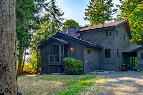 2809 Powder Point Rd, Nanoose Bay, BC, V9P9E9 | Card Image
