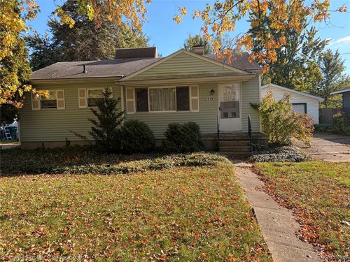 1273 W Oregon St, Lapeer, MI, 48446-1239 | Card Image