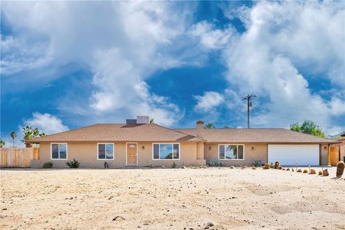 74011 Aztec Ave, Twentynine Palms, CA, 92277 | Card Image