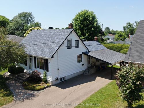 78 Graham Ave, Renfrew, ON, K7V2L9 | Card Image