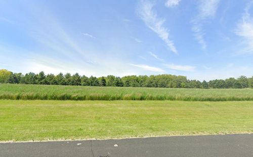 N909 Winds Way Way, Ashippun, WI, 53066 | Card Image